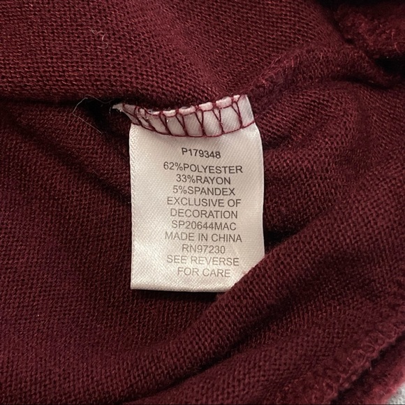 ALMOST FAMOUS 2 SWEATERS |set of 2 v-neck open arm fancy shoulder tie CR… - Picture 14 of 16